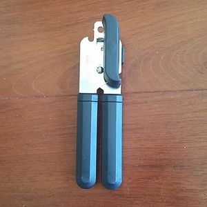 🔴Black handheld can opener.